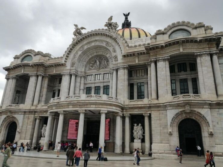 Mexico City's Historical Sights: Audio Guided Walking Tour - Audio Guide and Cancellation Policy