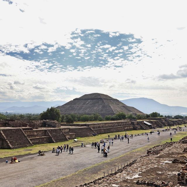 Mexico: Full-Day Teotihuacan & Basilica Guadalupe Tour - Booking Details