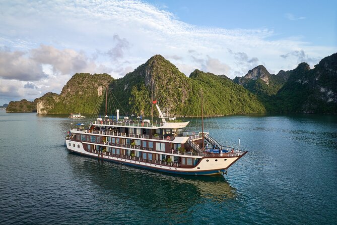 MGLORIA CRUISE 5-STAR LUXURY in Halong & Lan Ha Bay 2Day 1 Night - Price and Booking