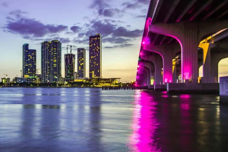 Miami: 2 Hour Night Cruise with Open Bar & Skyline Views - The Route and Sights
