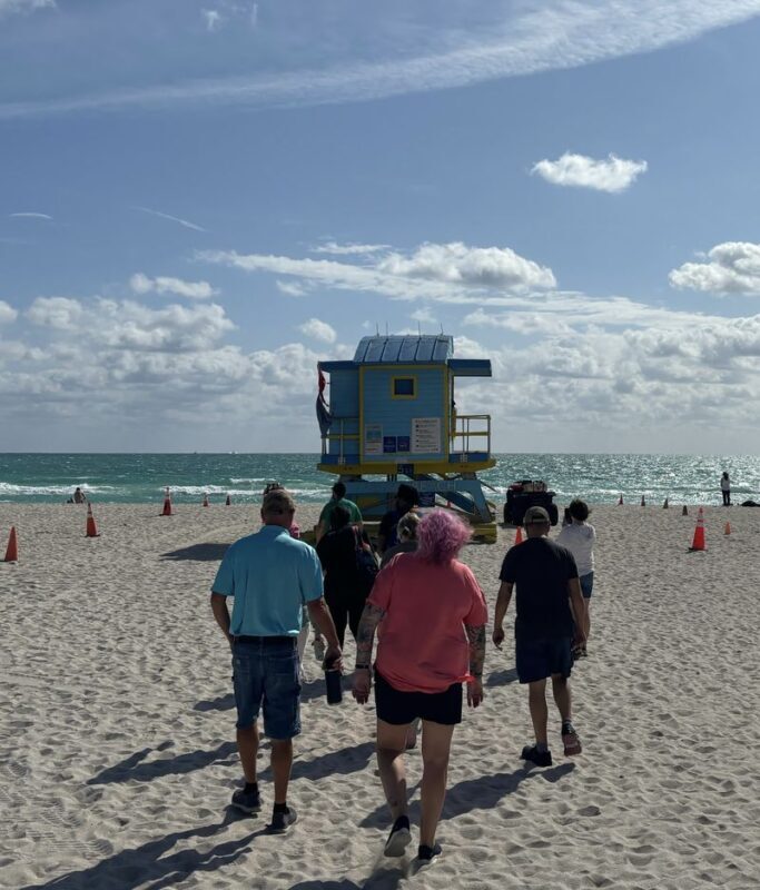Miami 5 in 1 City Tour: 5 Sites, 4 Stops, 3.5 hours of Fun - Little Havana: Cuban culture and a coffee stop