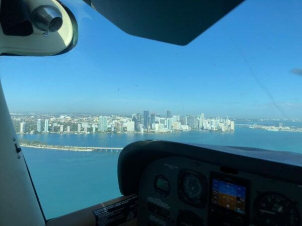 Miami: 60-Minute Airplane Flight Discovery Lesson Ticket - The Sum Up