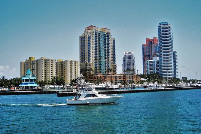 Miami 60 Minute Sightseeing Cruise in Biscayne Bay - Key Highlights