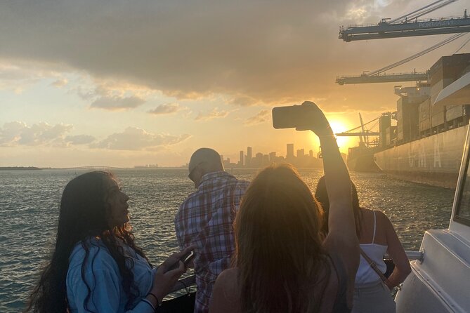 Miami 90 Min Boat Tour Biscayne Bay and Celebrity Homes Island - Pricing and Terms