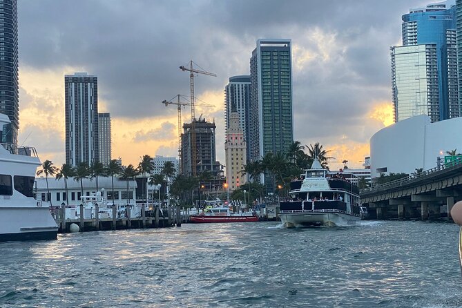 Miami 90 Min Skyline Sunset Cruise of Biscayne Bay & Millionaire Homes - Meeting Point and Departure Details