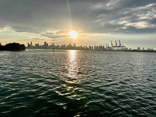 Miami: 90-Minute Sunset Cruise With the Mojito Bar on Board - Views of Miami Beach and South Beach