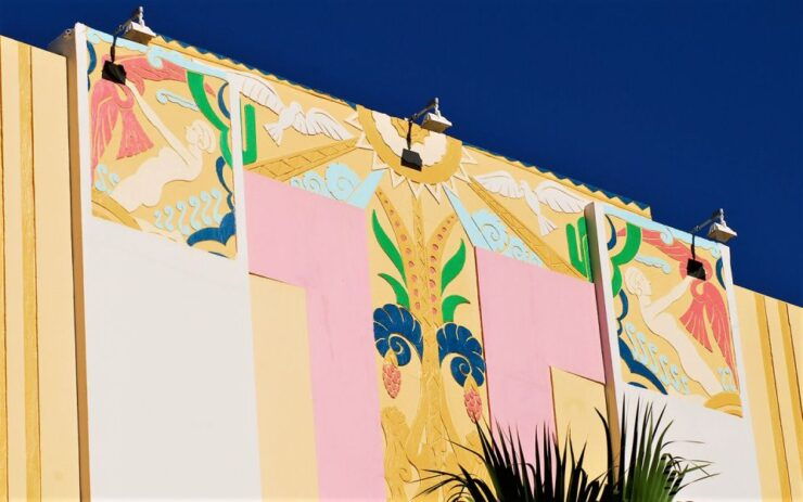 Miami: Art Deco Walking Tour With Optional Cocktails - Tour Overview