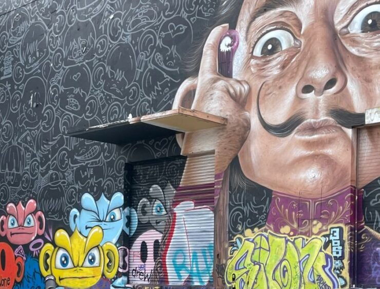 Miami: Audio Tour of Downtown, South Beach, and Wynwood - Art Deco Wonders in South Beach