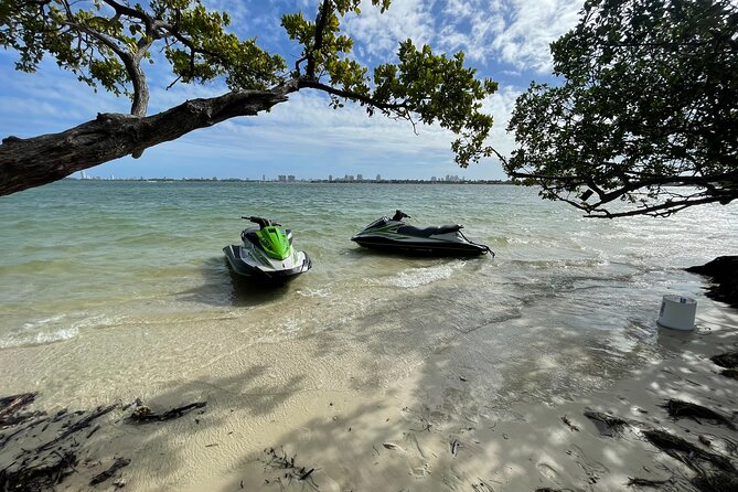 Miami Beach Jet Ski Rentals - Meeting and Pickup