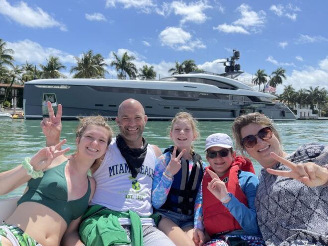 Miami Beach: Private Boat Tour With Captain and Champagne - Amenities and Features