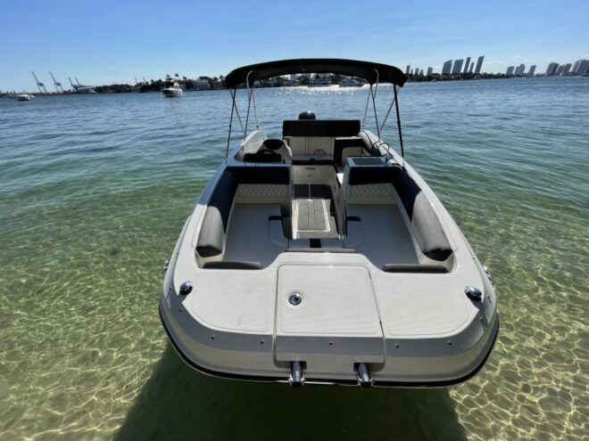 Miami Beach: Private Boat Tour With Captain and Champagne - Customization Options