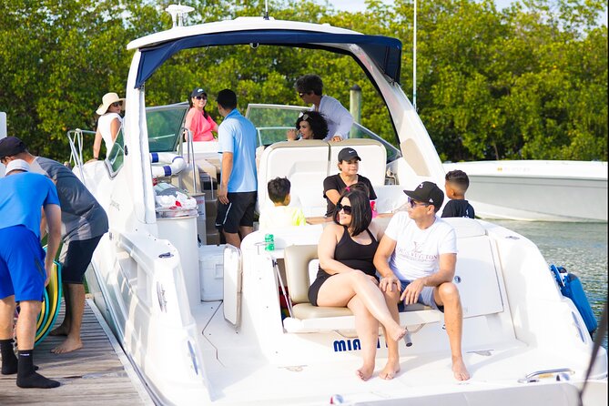 Miami Beach Private Yacht Rental - Inclusions