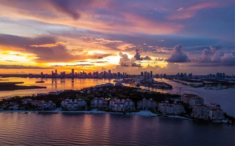 Miami Beach|South Point Golf Cart Tour - An In-Depth Look at the Miami Beach|South Point Golf Cart Tour