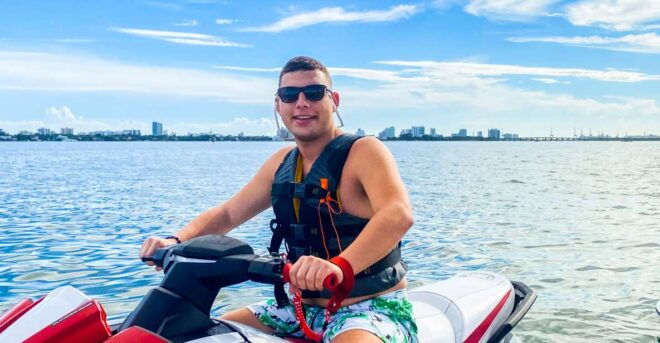 Miami: Biscayne Bay 1-hour Jet Skiing and Pontoon Boat Ride - Inclusions