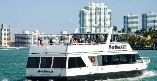 Miami: Biscayne Bay Celebrity Homes Sightseeing Cruise - Itinerary and Highlights