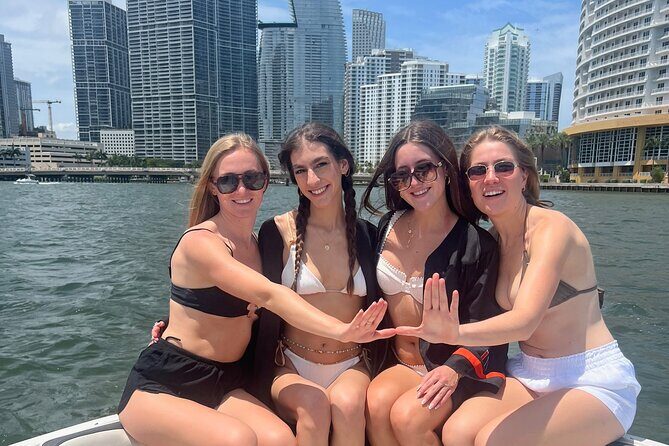 Miami Boat-Private boat Ride Tours with Experienced Captain - Authentic Insights from Reviews and Commonly Praised Aspects