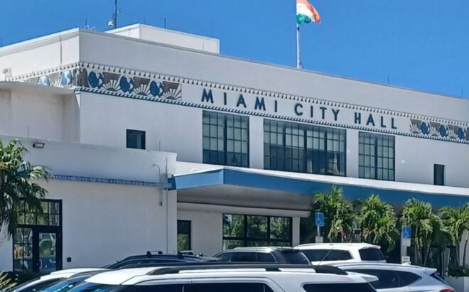 Miami City Tour - Live Tour Guide