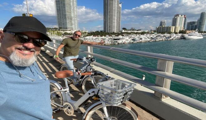 Miami: Electric Bike Rental - Discover Iconic Miami Sites