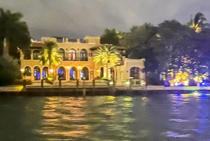 Miami: Evening Cruise on Biscayne Bay - Experience Highlights