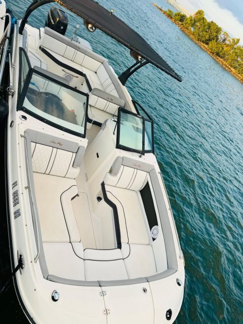 Miami: Guided Boat Tour with Champagne - An Overview of the Tour Experience