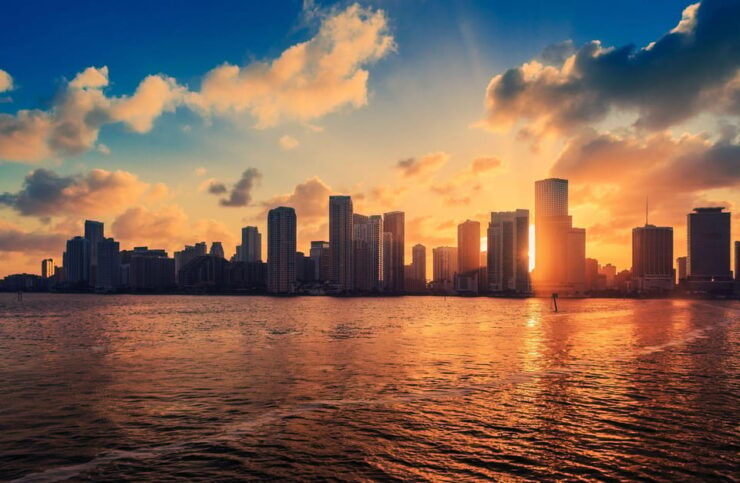 Miami: Guided Cruise on Biscayne Bay - Experience and Onboard Features