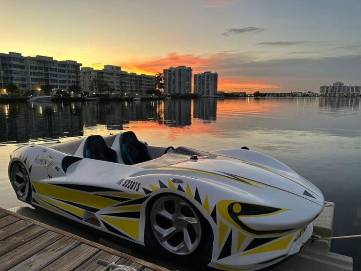 Miami: Jetcar Tour - Group Size and Accessibility