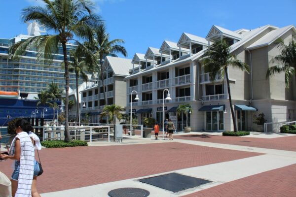 Miami: Key West Boat Tour W/ Optional Snorkeling & Open Bar - Common Questions