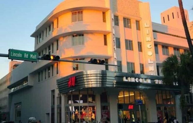 Miami : Little Havana Private Walking Tour With A Guide - Cultural Experience