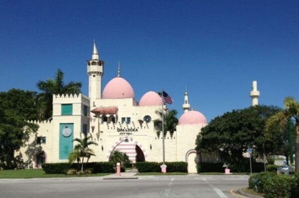 Miami : Little Havana Private Walking Tour With A Guide - Explore Cuban Heritage