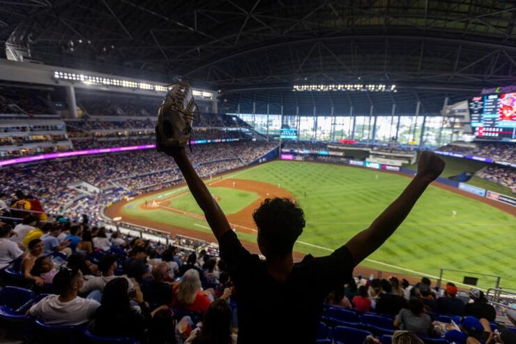 Miami Marlins: Baseball Game Ticket at LoanDepot Park - Good To Know
