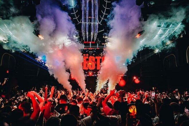 Miami: Party Bus, Club Entry, and Open Bar Night Experience - Unlimited Drinks at Open Bar