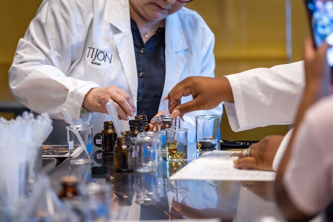 Miami Perfume Making Experience: Express Edition 30 Minutes - Miami Perfume Making Experience: Express Edition 30 Minutes
