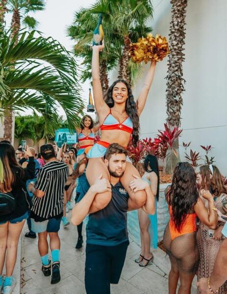 Miami: Pool Party Entry Ticket With Open Bar & Party Bus - Arrival and Late Policies