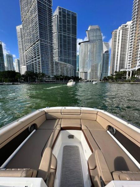 Miami: Private 29' SeaRay SDX Coastal Highlights Boat Tour - Restrictions