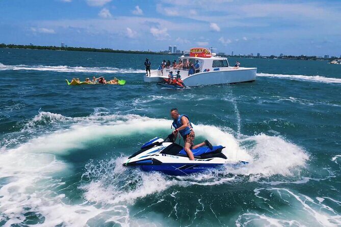 Miami Private Catamaran Boat with Jet Ski, Banana Boat and Drinks - FAQs