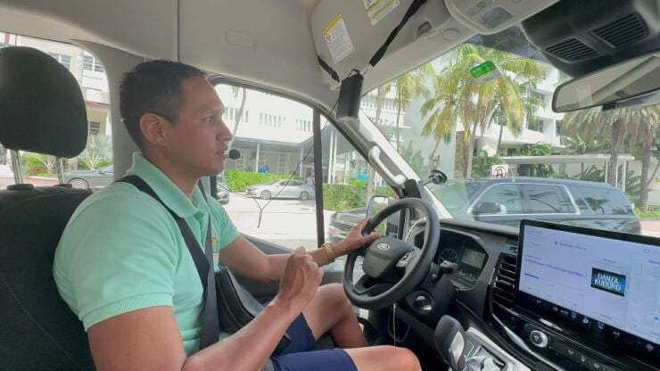 Miami Private City Tour (Van or Tesla Model 3) - Tour Duration and Booking