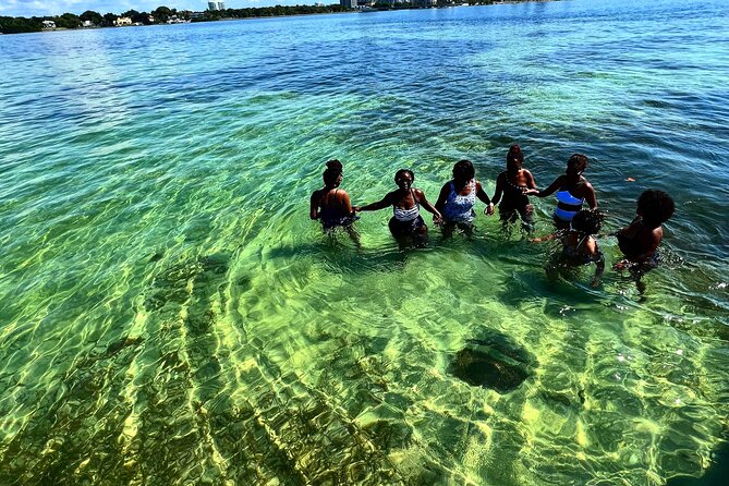 Miami Private Half-Day Yacht Rental With Captain - What to Expect