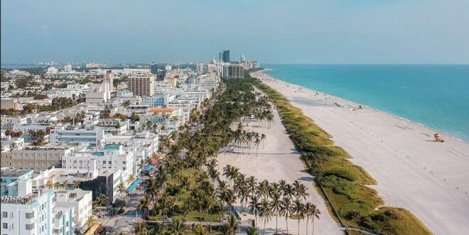 Miami: Romantic Private Airplane Tour With Champagne - Highlights
