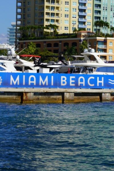 Miami: Scenic Cruise With Bar on Board - Scenic Highlights Along the Route