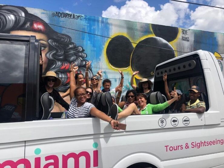 Miami Sightseeing Tour in a Convertible Bus - Tour Highlights