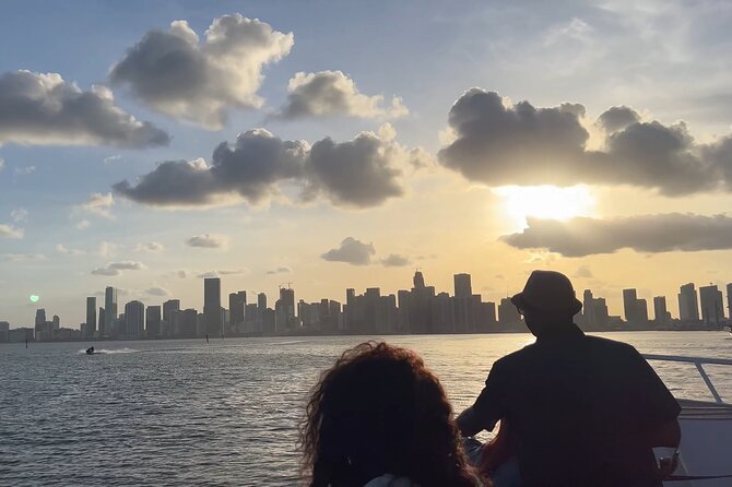 Miami Skyline 90-Minute Sunset Cruise - Alcoholic Beverages