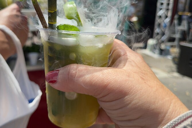 Miami Skyline: Happy Hour 90 Min Sightseeing Cruise & Millionaire Homes - Sunset Cruise Highlights