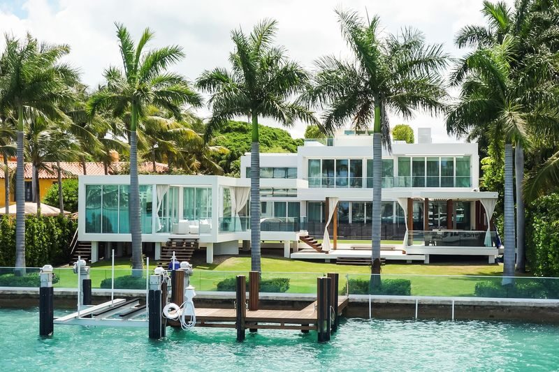 Miami Skyline, Millionaire Homes & Venetian Islands Cruise - Price, value and service risks