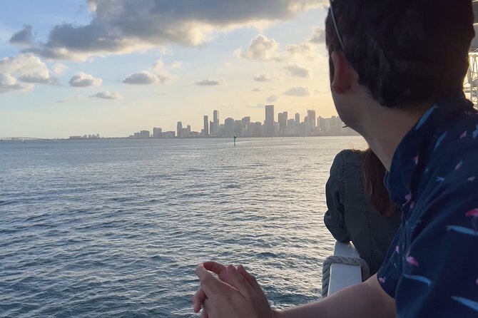 Miami Skyline & Star Island 90 Minute Cruise - Exploring the Exclusive Star Island