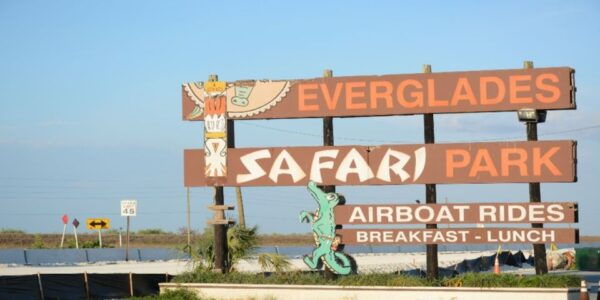 Miami: Small Group Everglades Express Tour With Airboat Ride - Reservation and Payment Information