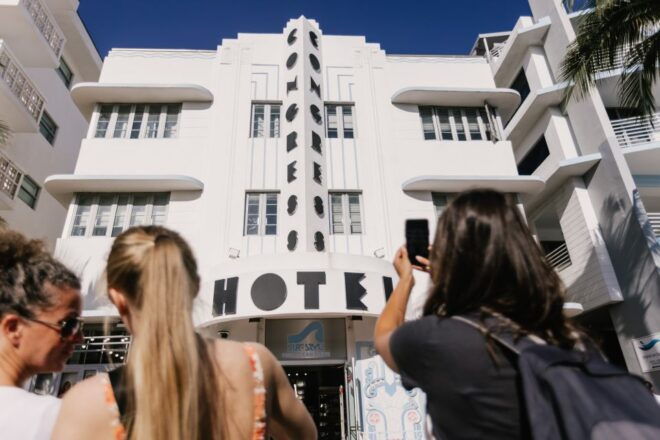 Miami: South Beach Art Deco Walking Tour - Selecting Participants and Date