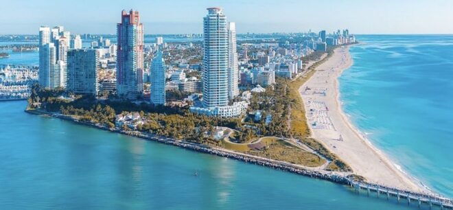 Miami: South Beach & Downtown Private Plane Tour - Full Description