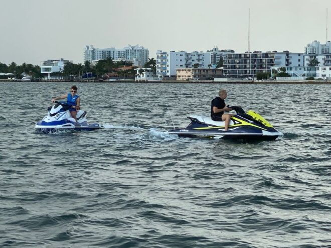 Miami: Sunny Isles Jet Ski Rental From the Beach - Full Description