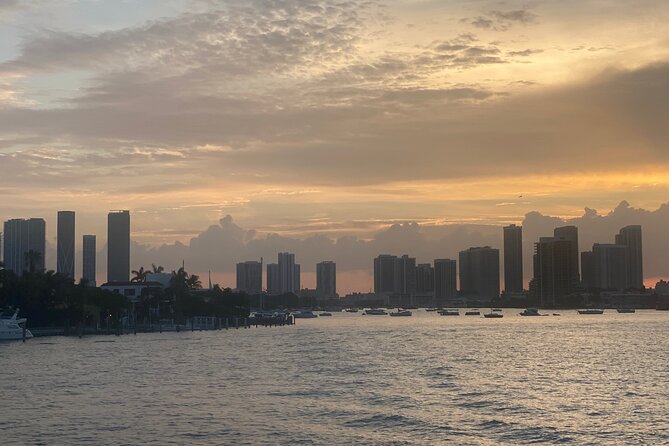 Miami: Sunset Biscayne Bay & Miami Skyline Cruise on Vintage Yacht - Cruise Details