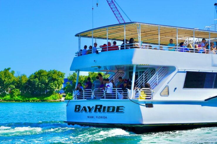 Miami: Top Bayside Boat Tour & Happy Hour - Highlights